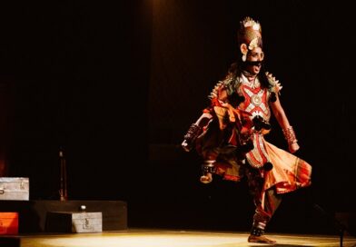 Destabilizing Impersonation, Cleaving Gender Non-conformity: Akshayambara and Lady Anandi
