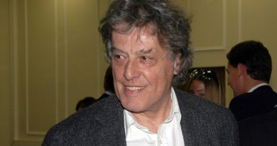 Making Ideas Dance – In Memoriam: Tom Stoppard