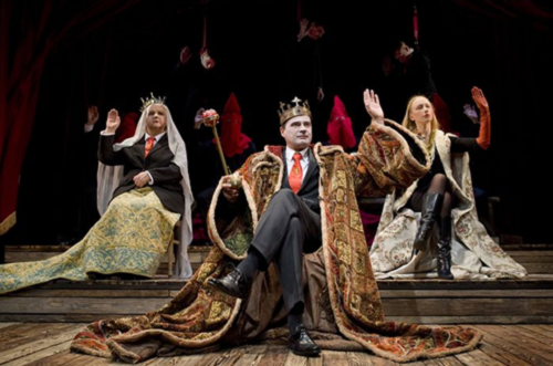 A scene from John the King in Orkeny Theatre © Eszter Gordon